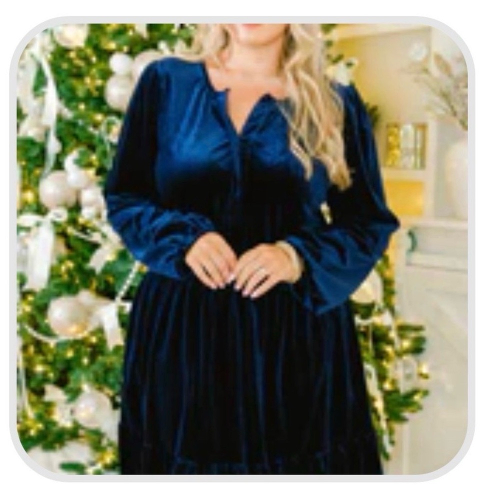 Chic Soul Deep Blue Velvet Long Sleeve Dress